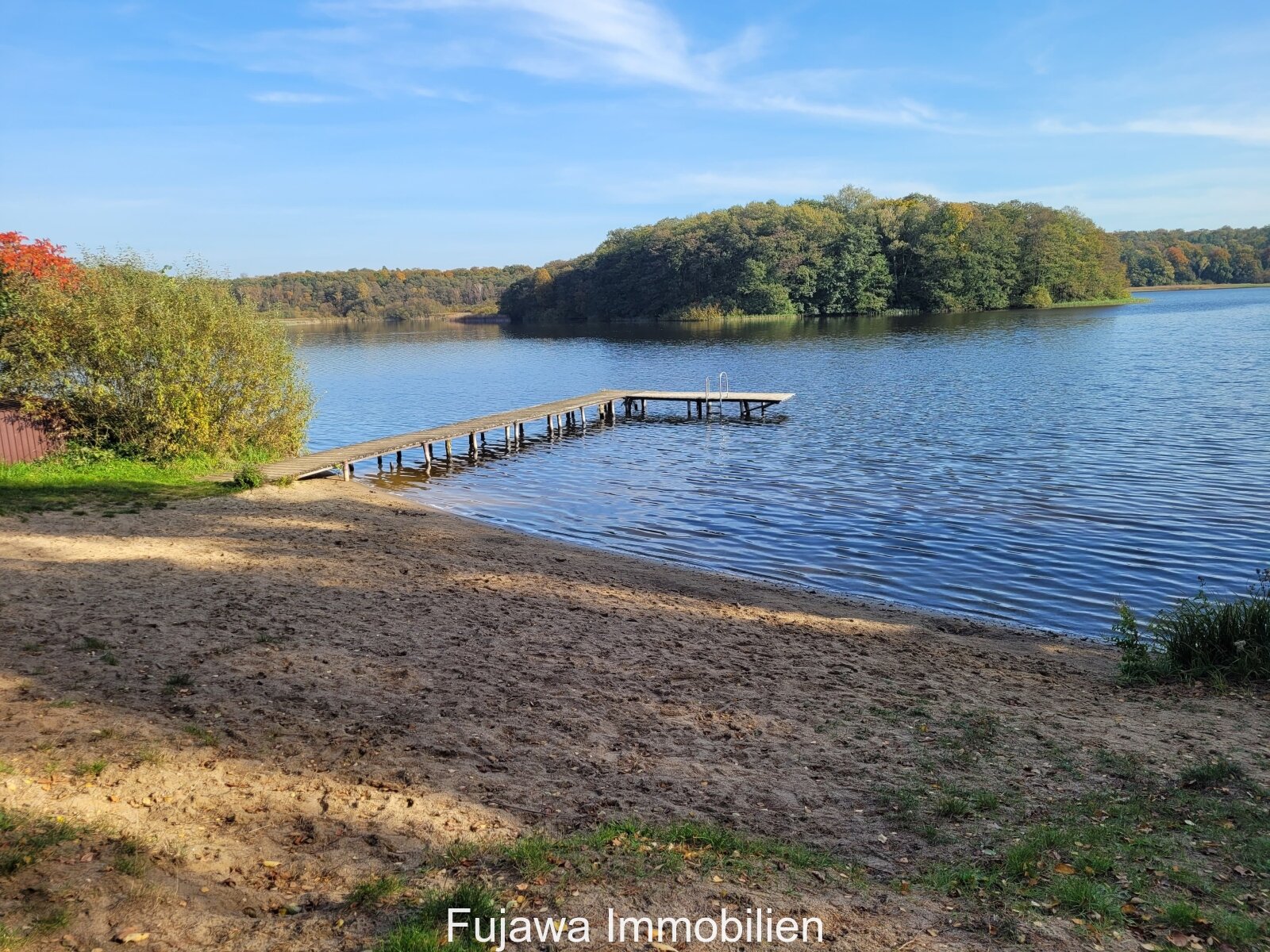 Badestrand am Langenhagensee (5 Minuten  zu Fuß vom Haus)