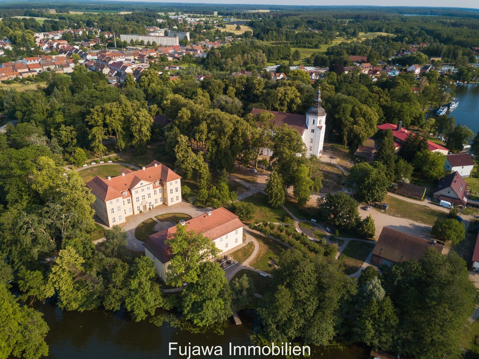 Luftbild Schloßinsel Mirow