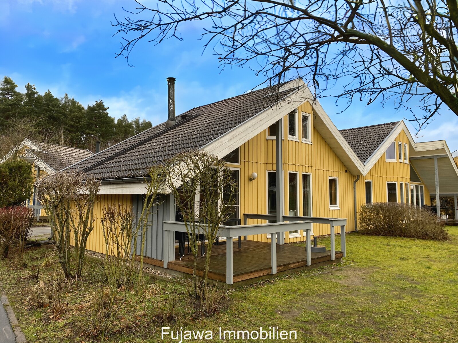 195 Ansicht Garten und Terrasse